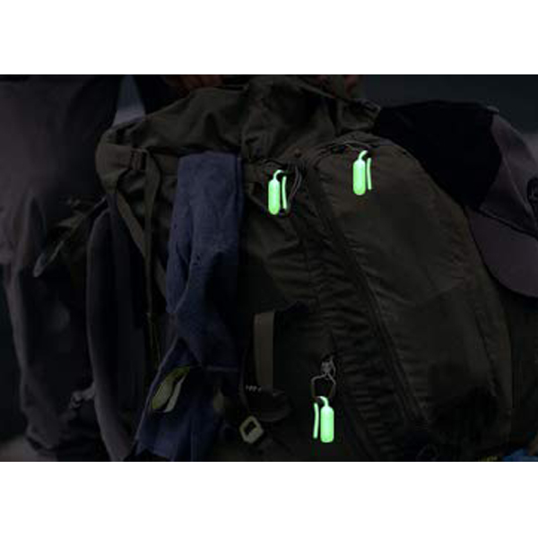 glo-x-glow-in-the-dark-zip-markers-backpack
