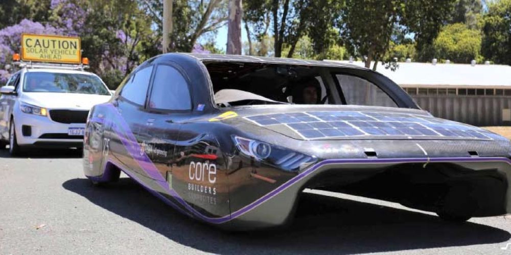 Using Solar Power to cross the Nullarbor – Sunswift & Violet